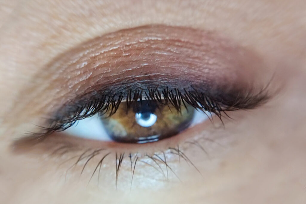 Eyes Permanent makeup tattoo of ombre lashline in Luzern